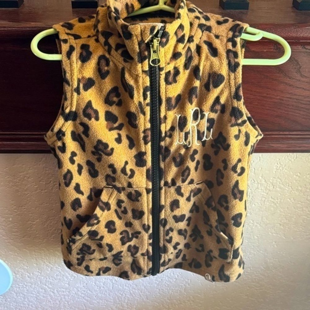 Leopard Print Fleece Zipper Vest Kids Size 4 Cozy Winter Outerwear with Pockets